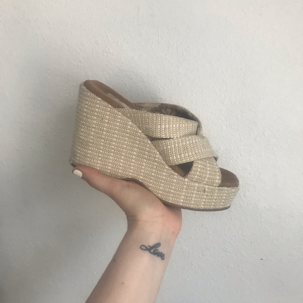 Band of Gypsies wedge heels (size 6) 🌙✨